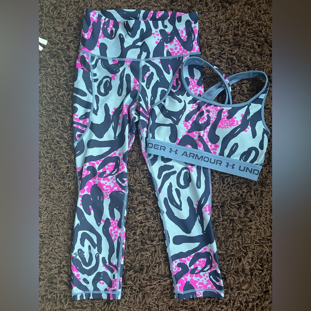 Under Armour bra and legging matching set